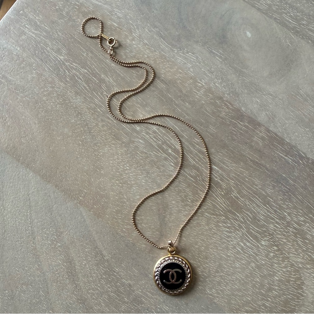 Chanel CC Pendant Necklace